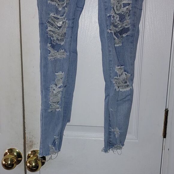 Rue21  Stretch High Rise  Super Distressed  Ankle Jeggings - Picture 2 of 10